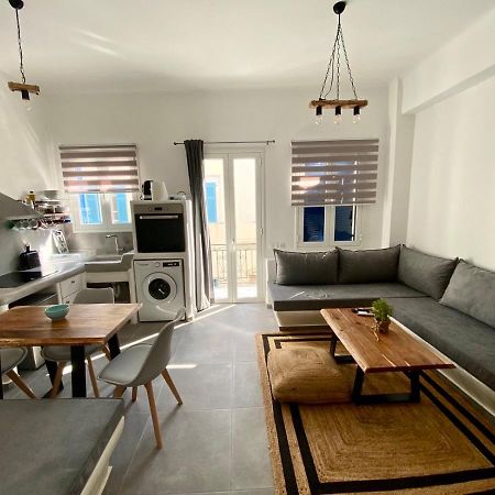 Iakovos' Luxury House Villa Tínos Kültér fotó