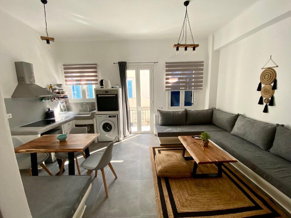 Iakovos' Luxury House Villa Tínos Kültér fotó